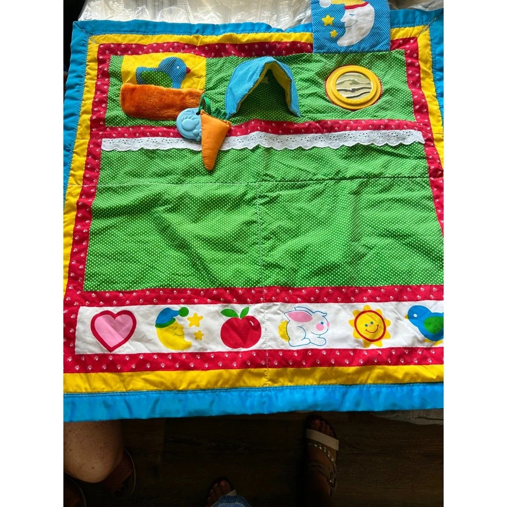 Vintage 80s Playschool baby fold and go Play Mat Sensory Activity Quilt Farm A‎